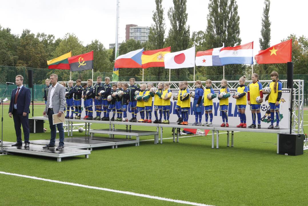 Klaipėdoje duris atvėrė atnaujinta Futbolo mokykla