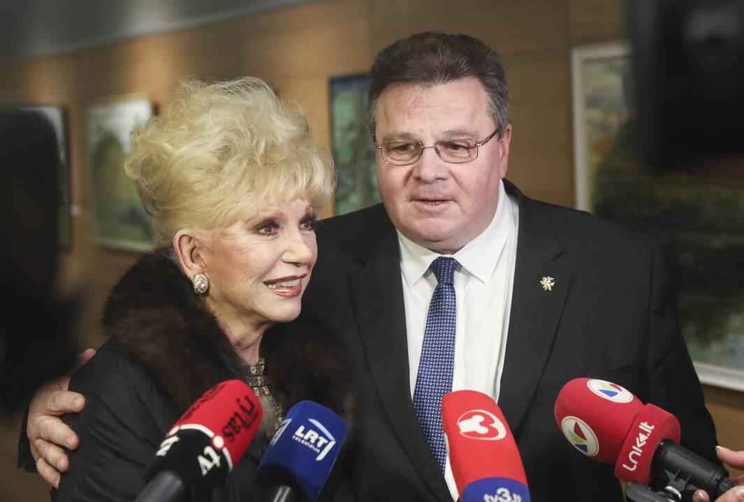 L. Linkevičius susitiko su lietuvių kilmės Holivudo aktore R. Lee