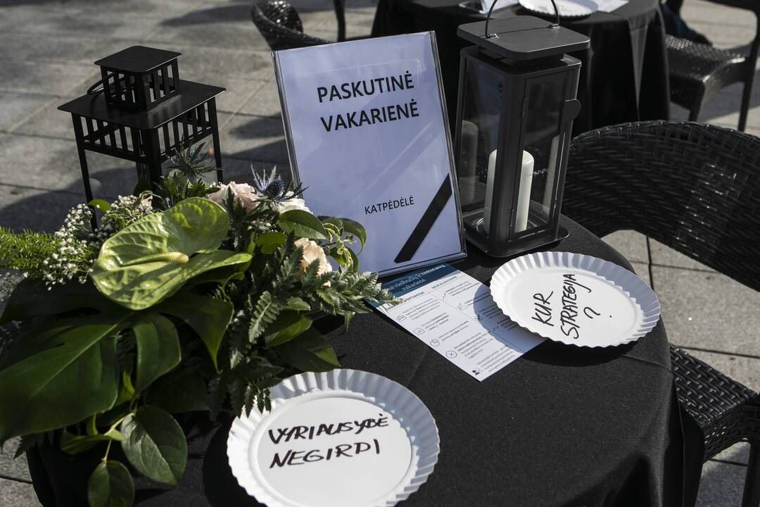 Protestas Vilniuje „Paskutinė verslo vakarienė“