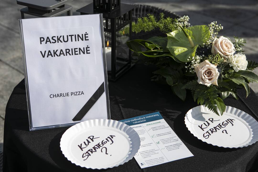 Protestas Vilniuje „Paskutinė verslo vakarienė“ 