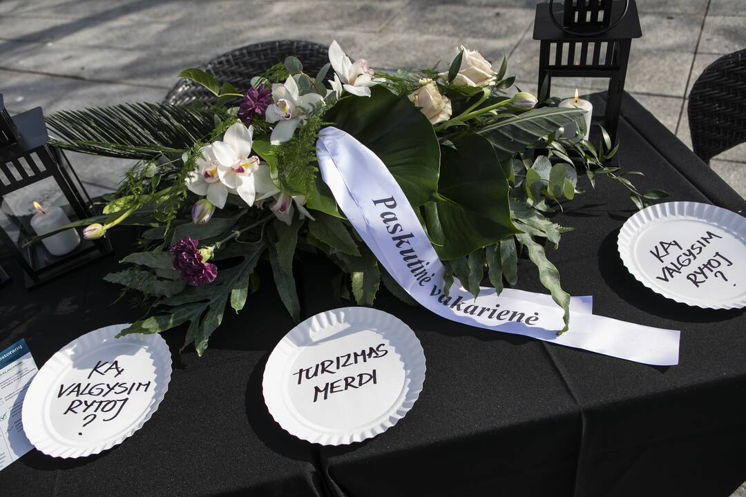 Protestas Vilniuje „Paskutinė verslo vakarienė“