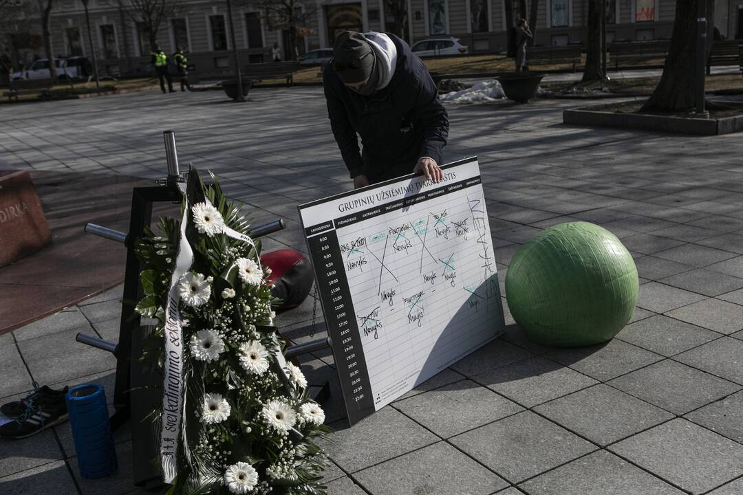 Protestas Vilniuje „Paskutinė verslo vakarienė“ 