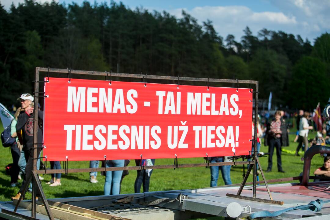 „Didysis šeimos gynimo maršas“ Vingio parke