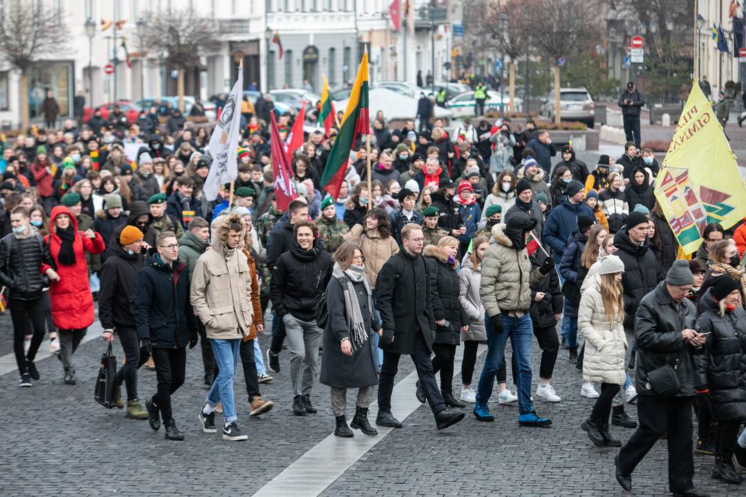 Eisena „Lietuvos valstybės keliu“