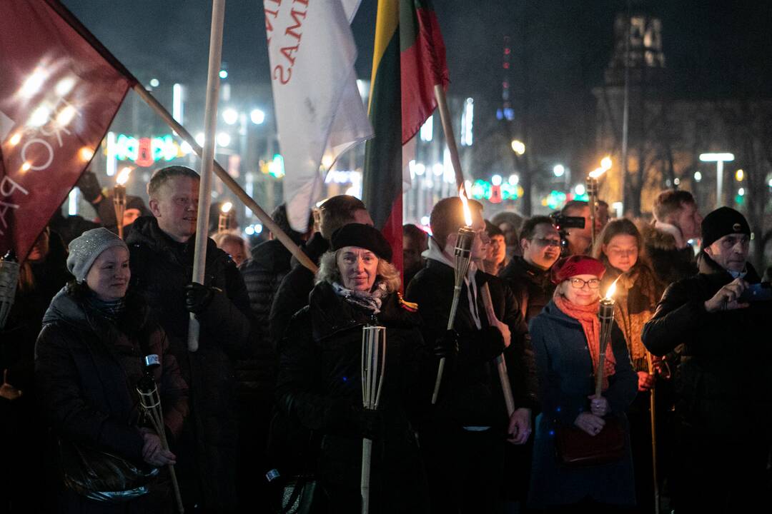 Eitynės su deglais Vilniuje
