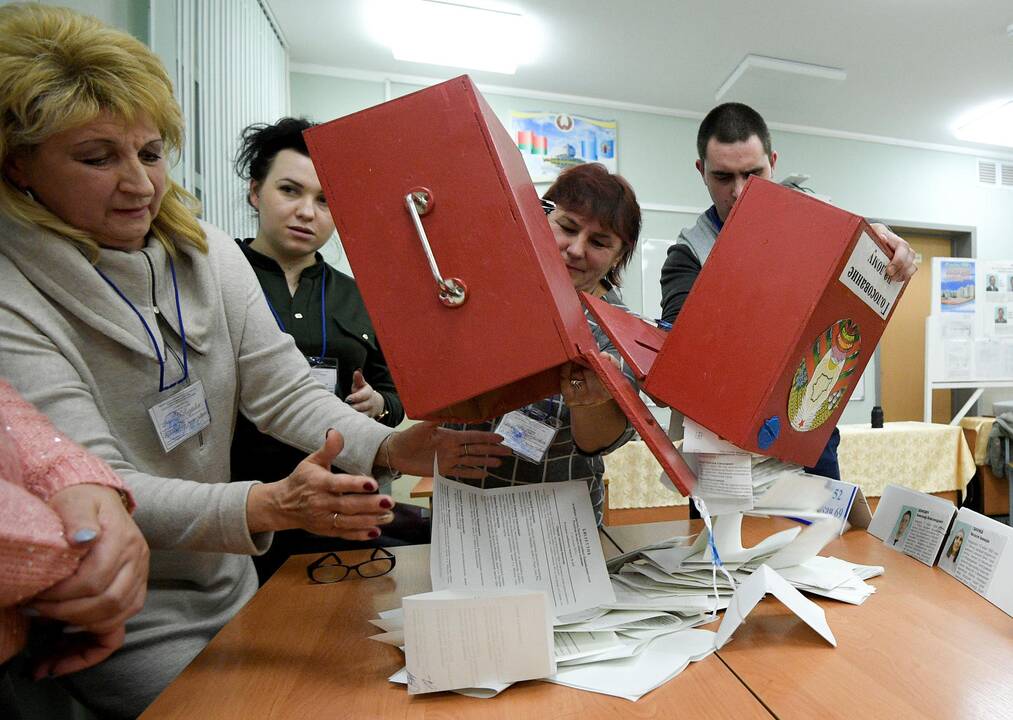 Rinkimai Baltarusijoje parodė pagarbos demokratijai stygių?