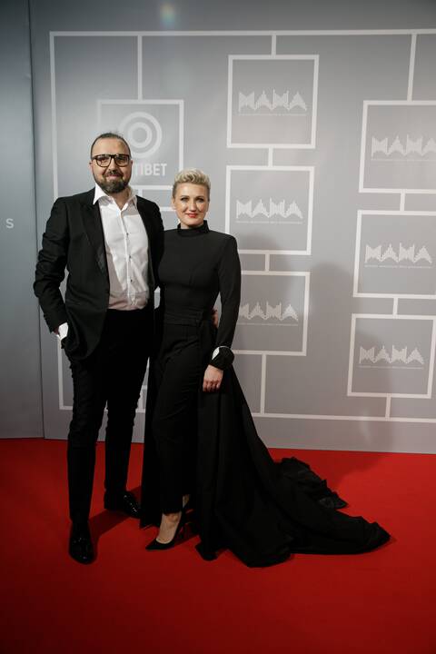 M.A.M.A. apdovanojimai: ant raudonojo kilimo – ryškiausios žvaigždės