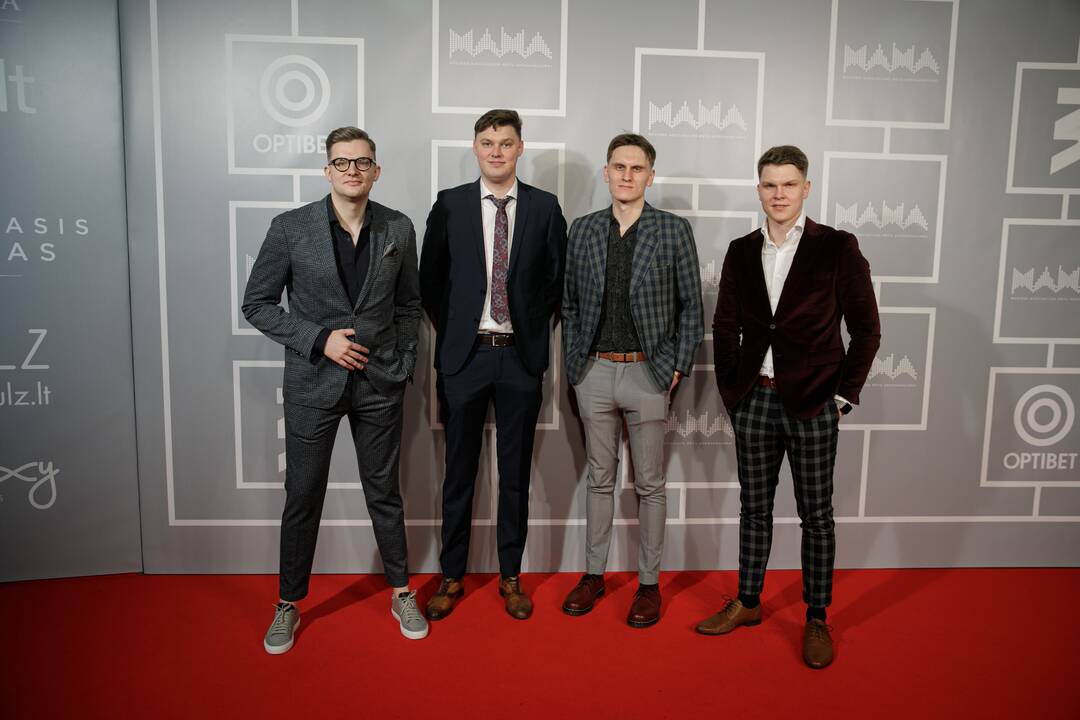 M.A.M.A. apdovanojimai: ant raudonojo kilimo – ryškiausios žvaigždės
