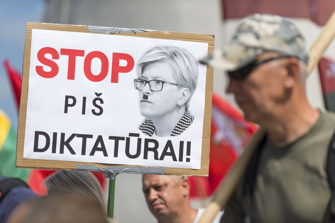 Protestas prieš privalomą testavimą ir skiepus