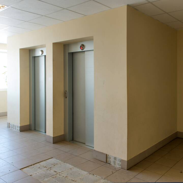 Evakuotas sostinės daugiabutis