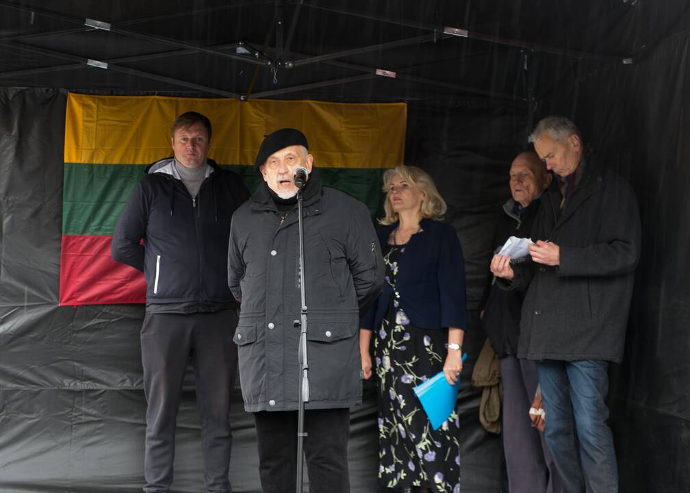 Protesto akcija Vilniuje prieš ribojimus nepasiskiepijusiems