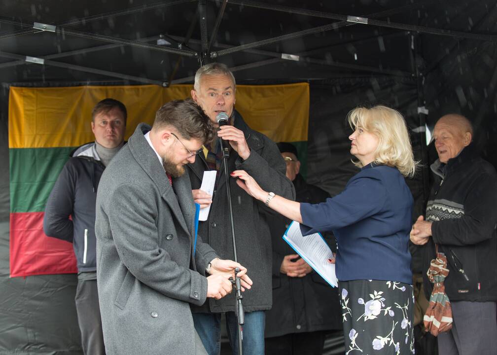 Protesto akcija Vilniuje prieš ribojimus nepasiskiepijusiems