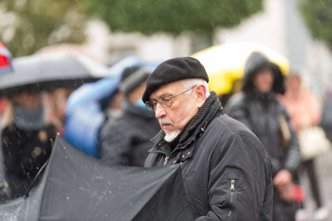 Protesto akcija Vilniuje prieš ribojimus nepasiskiepijusiems