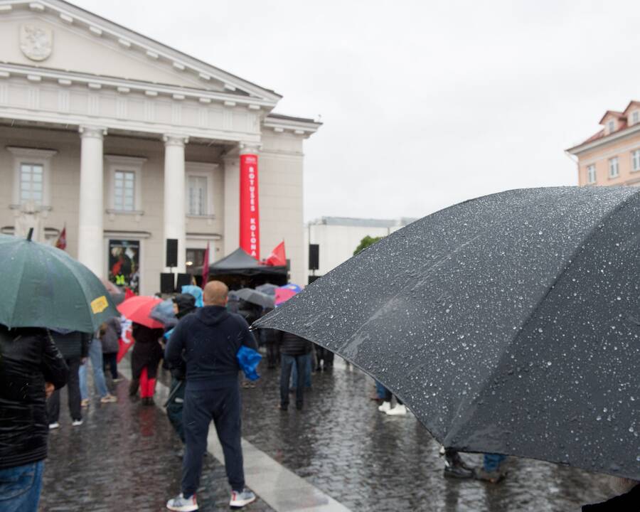 Protesto akcija Vilniuje prieš ribojimus nepasiskiepijusiems