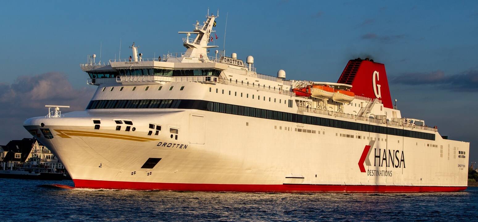 Reisai: tarp Klaipėdos ir Kiogės plaukios laivas „Belgia Seaways“. 