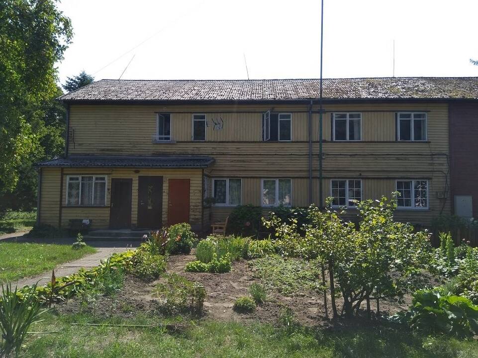 Nuosavybė: beveik visas antras pastato aukštas Smiltynės g. 18 priklauso Turto bankui, kuris ketina šias patalpas parduoti.