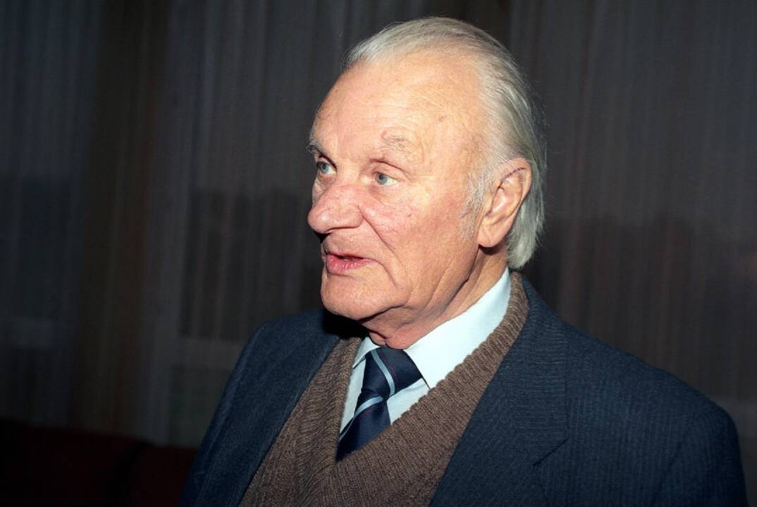Vilniuje vyks E. Mieželaičio gimimo 100-ųjų metinių minėjimas