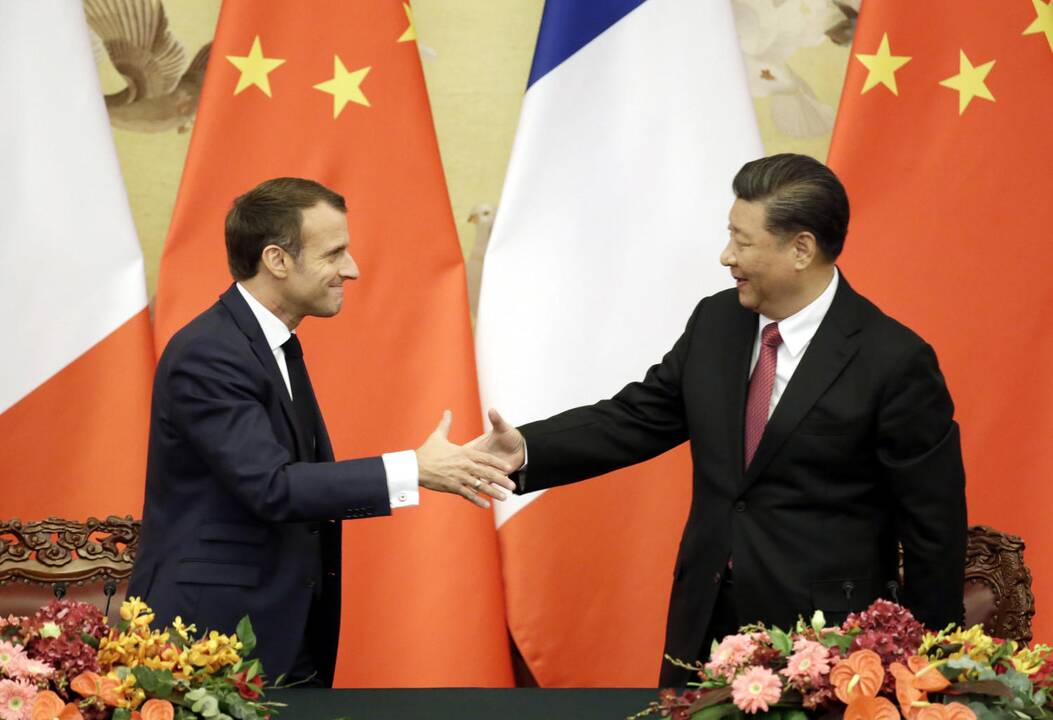 Emmanuelis Macronas ir Xi Jinpingas