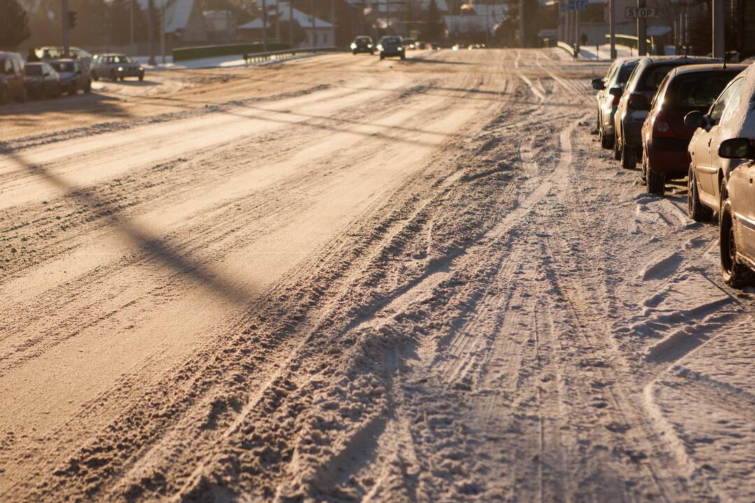 Kauno gatves nuklojo sniegas