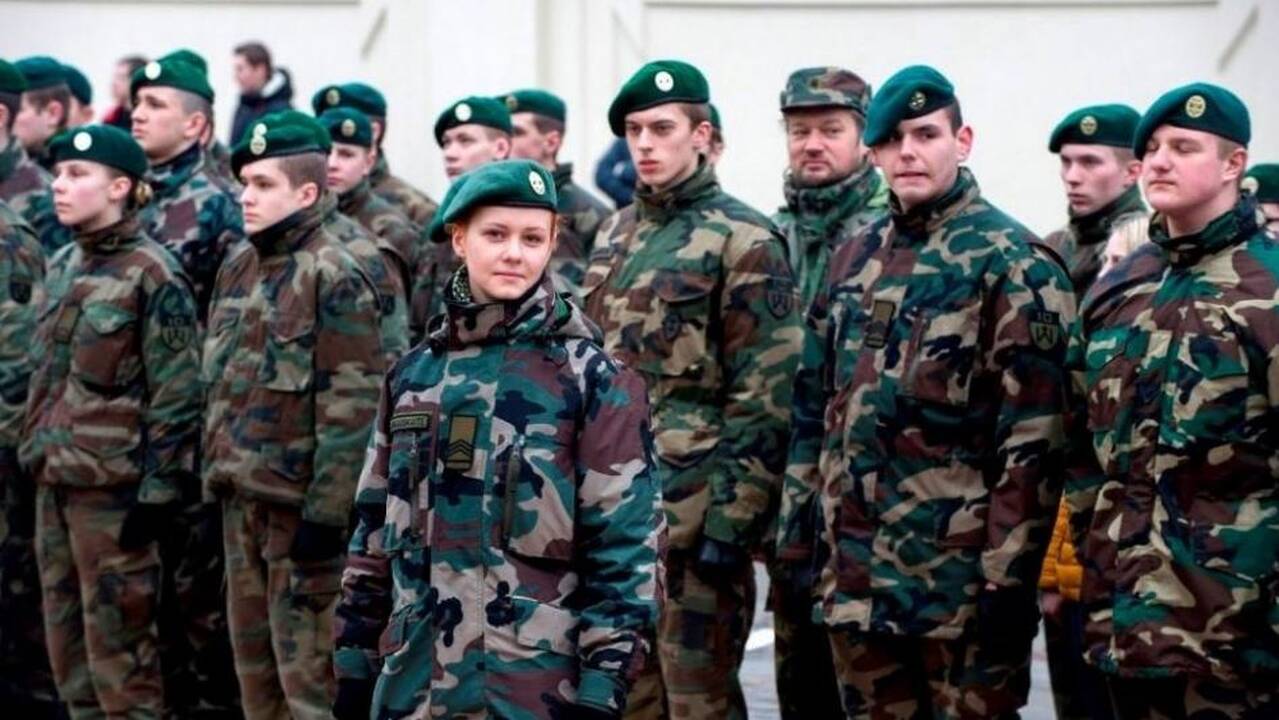 Daugiau nei 100 šaulių prisiekė prie Krašto apsaugos ministerijos