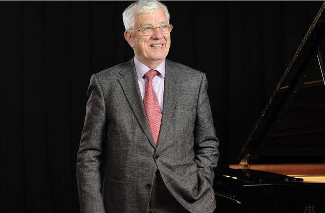 Latvijos populiariosios muzikos kompozitoriui R. Paului sukako 80 metų