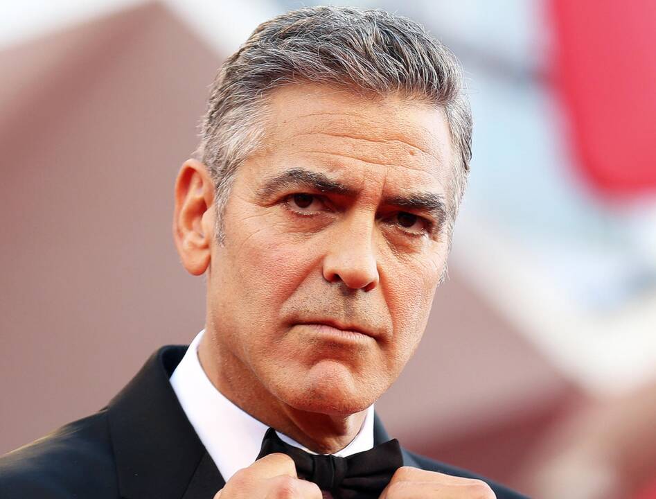 G. Clooney kurs filmą apie Britanijos telefonų šnipinėjimo skandalą