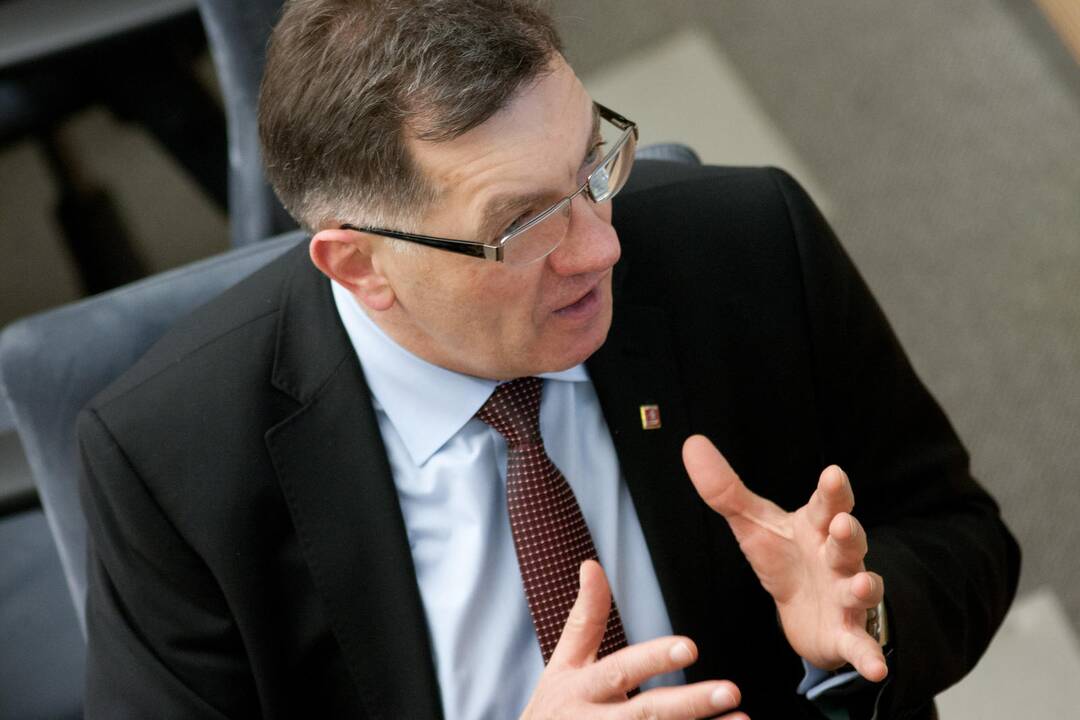 Premjeras: didesnė turgaviečių administratorių atsakomybė – mažesnė kontrabanda