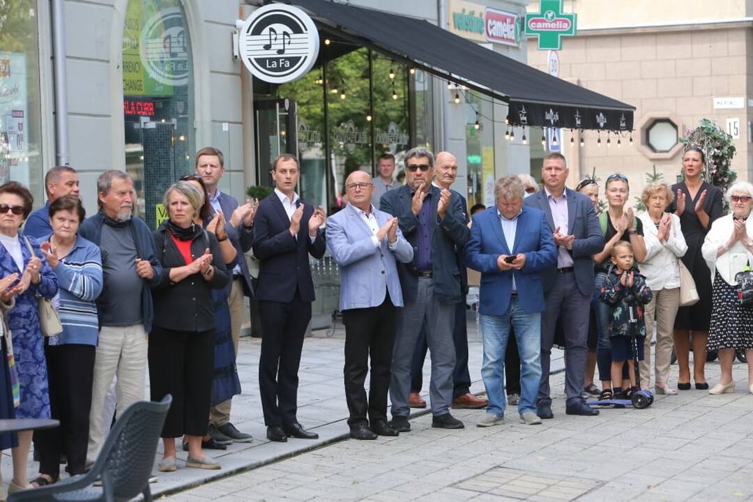 Legendinė aktorė G. Balandytė išlydėta amžinojo poilsio