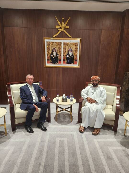 Bendradarbiavimas: KPPAR prezidentas Z. Dargevičius ir  J. E. Abdullah Sultanas Al Owaisas pasirašė istorinę Lietuvos ir Jungtinių Arabų Emyratų verslo tarybos steigimo sutartį.