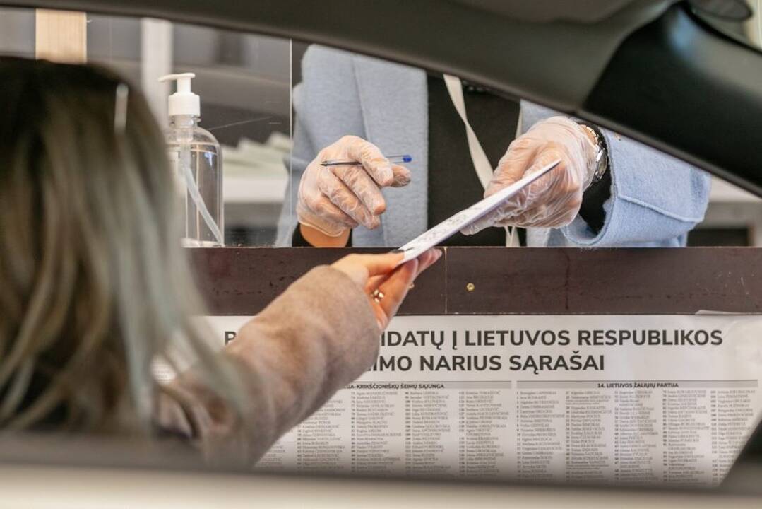 Antrasis rinkimų turas: balsavimas iš anksto vyksta aktyviau nei per pirmąjį turą