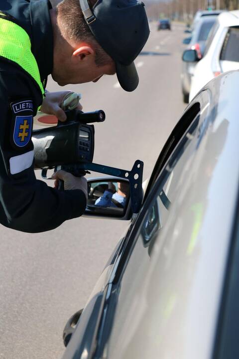 Neeilinė policijos ir medikų priemonė Kaune