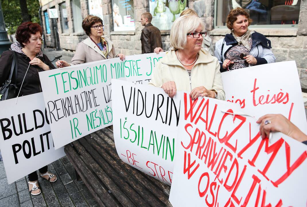 Mitingas tautinių mažumų mokykloms apginti