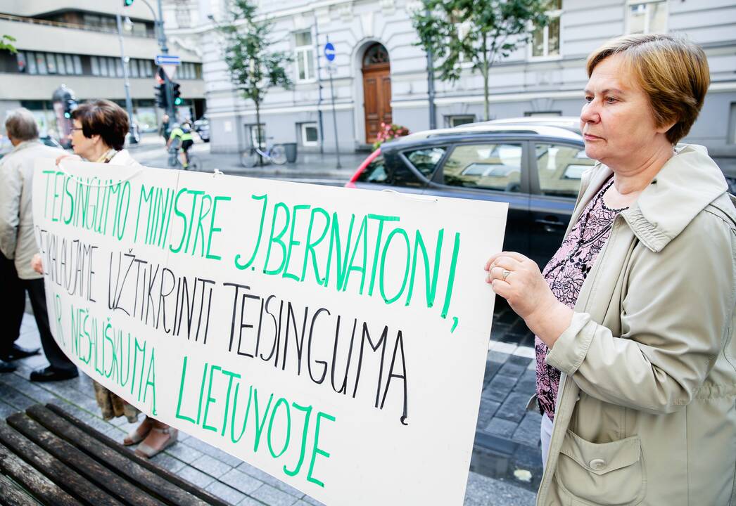Mitingas tautinių mažumų mokykloms apginti