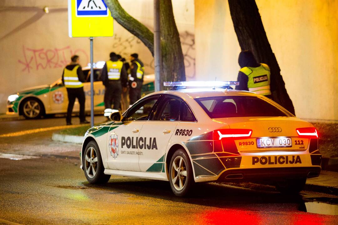 Būna ir taip: atvažiavo apžiūrėti parduodamą BMW ir jį pavogė