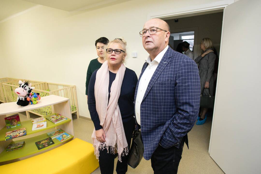 Kaune oficialiai atidarytas naujas vaikų darželis „Dvarelis“