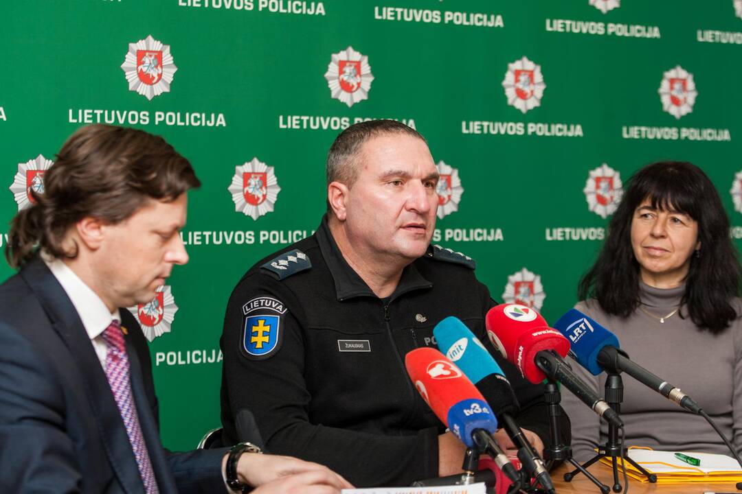 Spaudos konferencija apie tarptautinio masto operaciją 