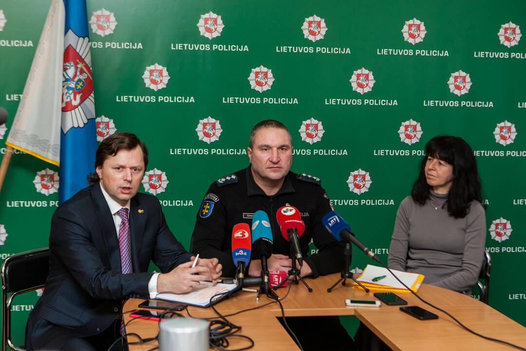 Spaudos konferencija apie tarptautinio masto operaciją 