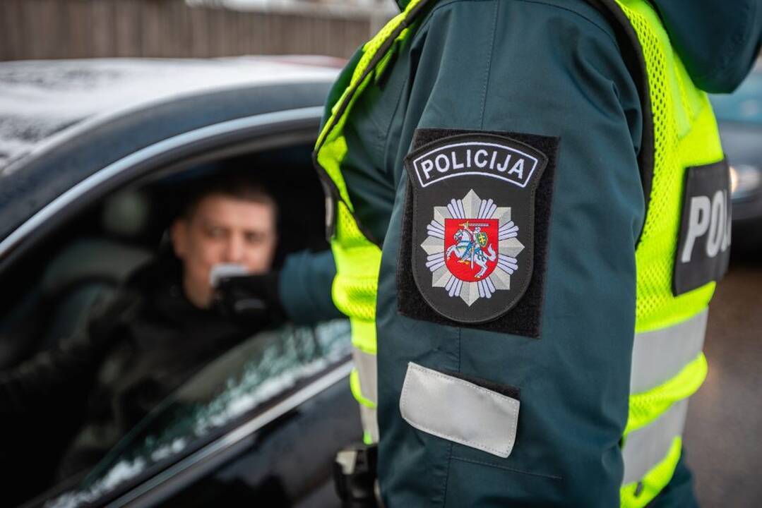 Kauno keliuose – avarijos ir girti vairuotojai