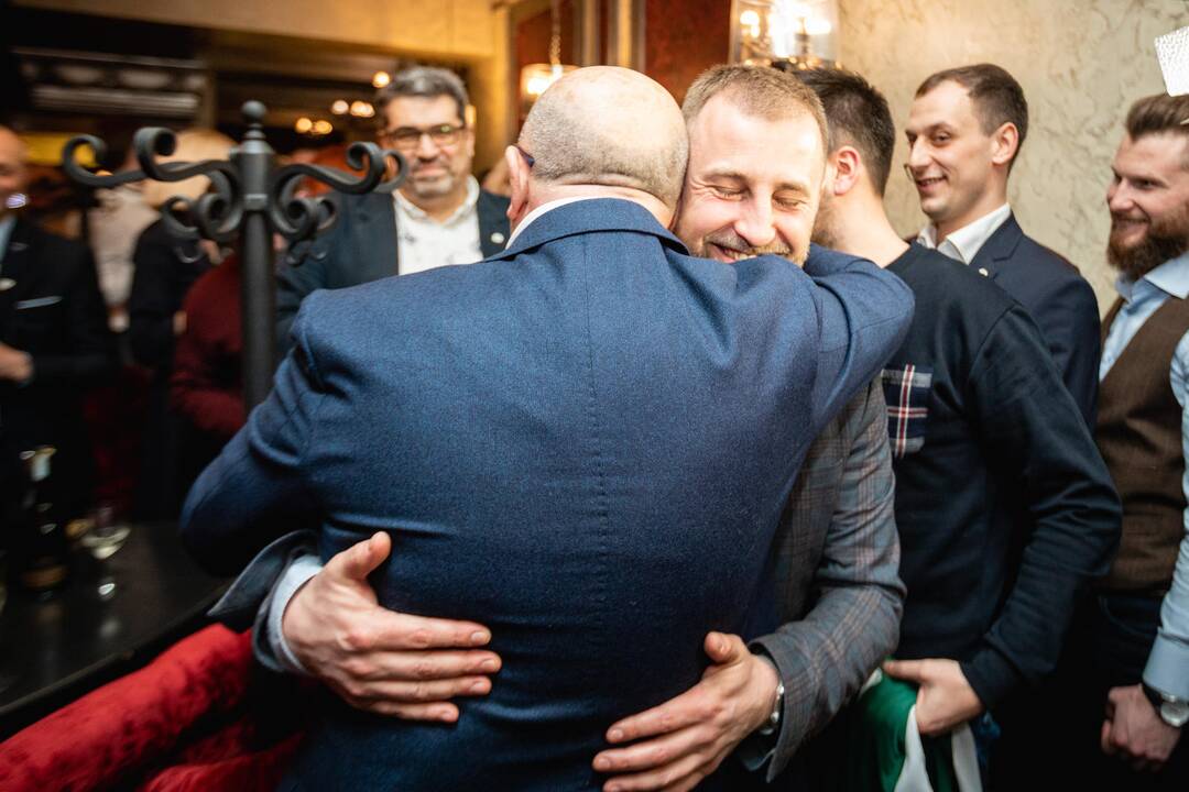 V. Matijošaitis švenčia triuškinančią pergalę Kaune