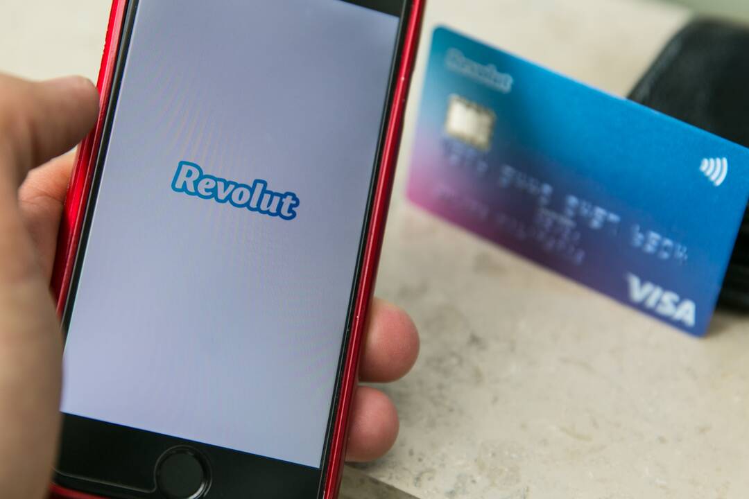 Lietuvos bankas „Revolut Bank“ skyrė milijoninę baudą
