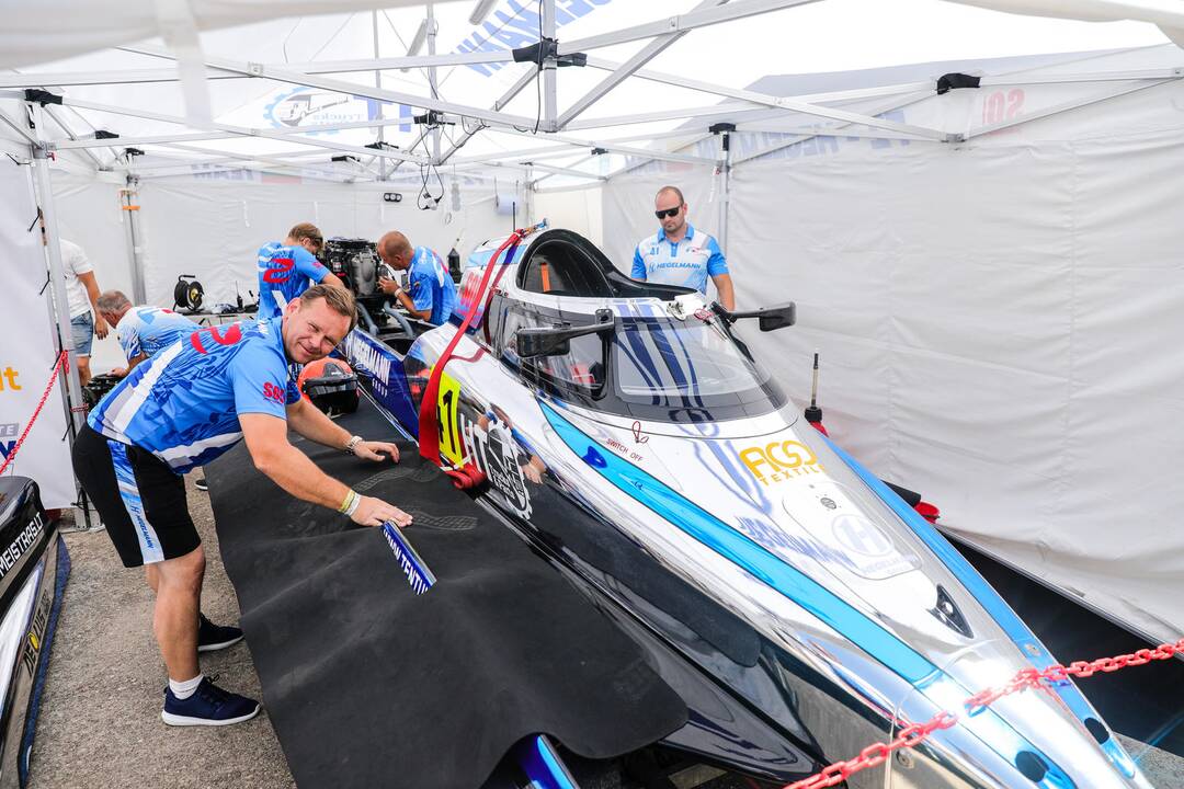 F-2 pasaulio čempionatas: pirmo etapo finalinė diena