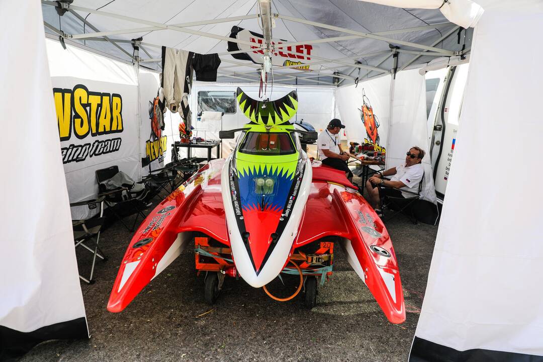 F-2 pasaulio čempionatas: pirmo etapo finalinė diena