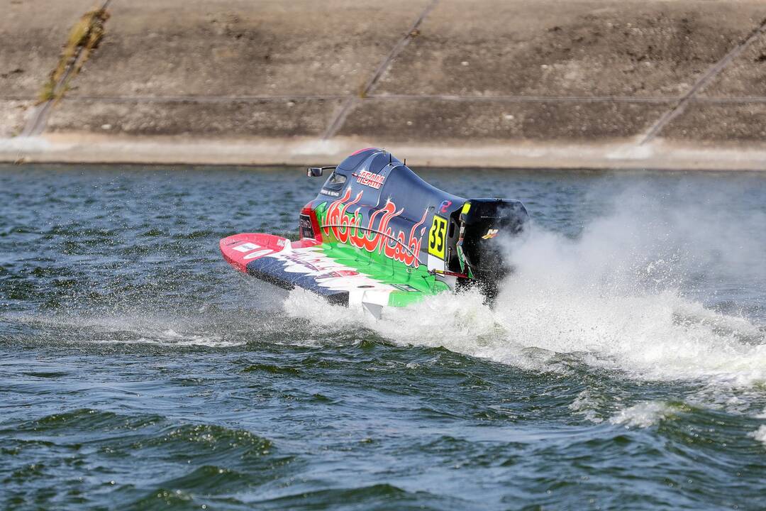 F-2 pasaulio čempionatas: pirmo etapo finalinė diena