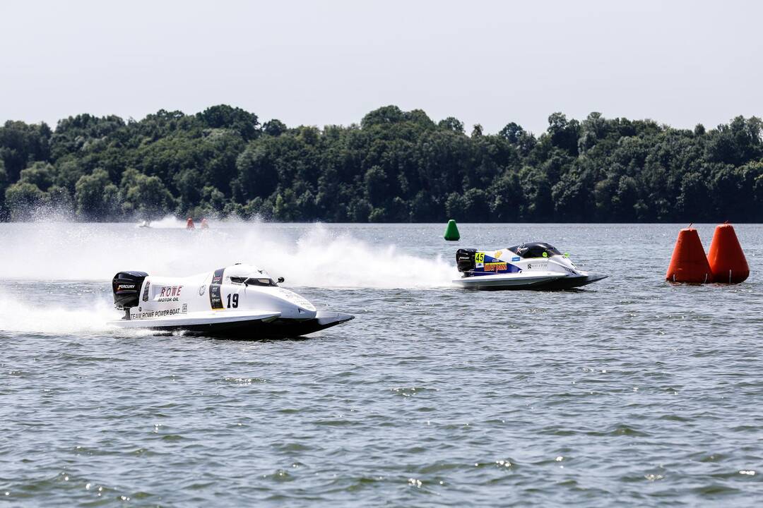 F-2 pasaulio čempionatas: pirmo etapo finalinė diena