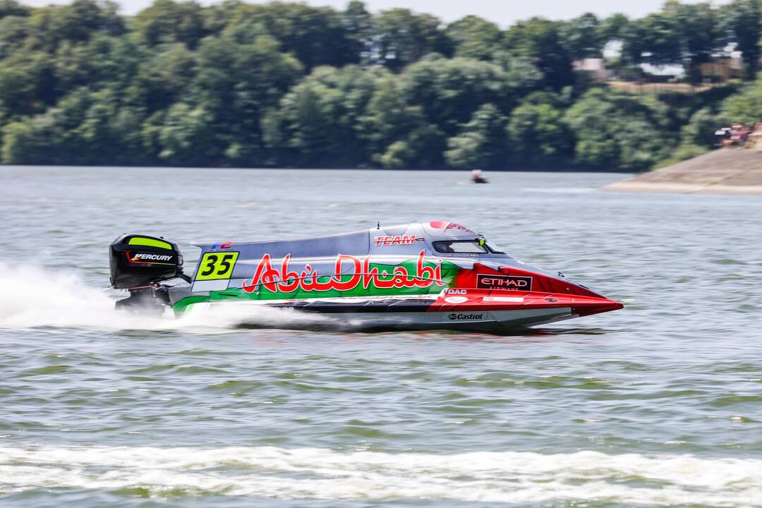 F-2 pasaulio čempionatas: pirmo etapo finalinė diena