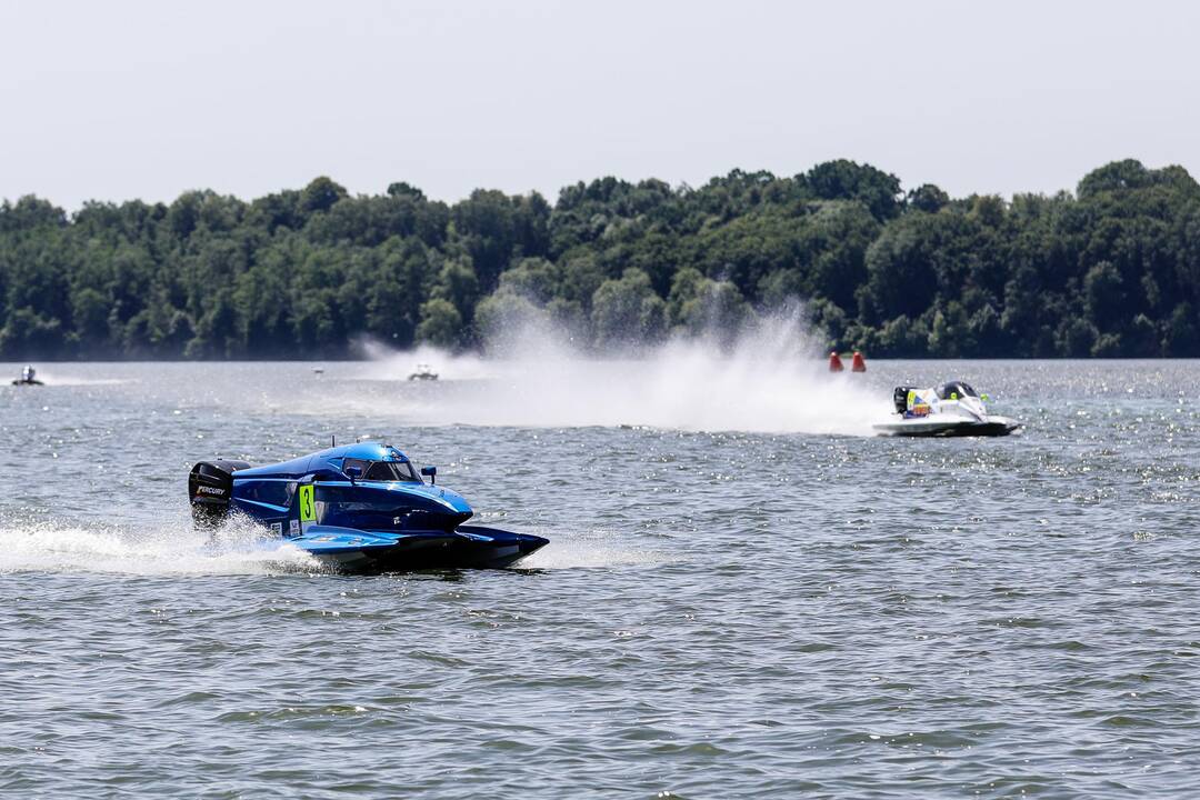 F-2 pasaulio čempionatas: pirmo etapo finalinė diena