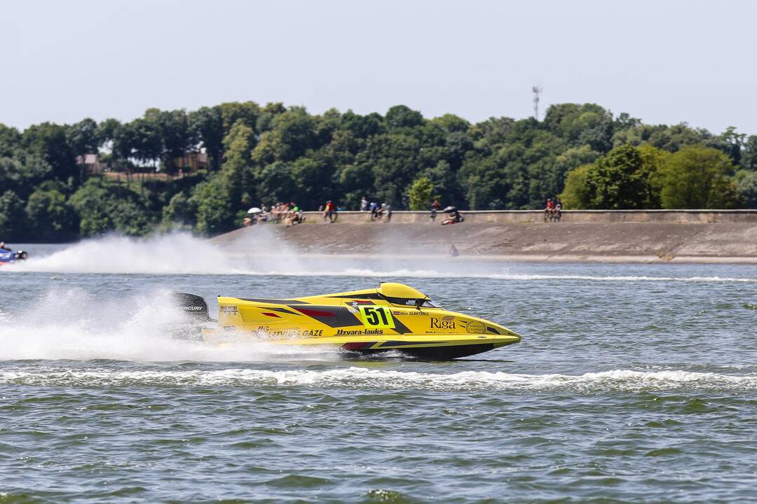 F-2 pasaulio čempionatas: pirmo etapo finalinė diena