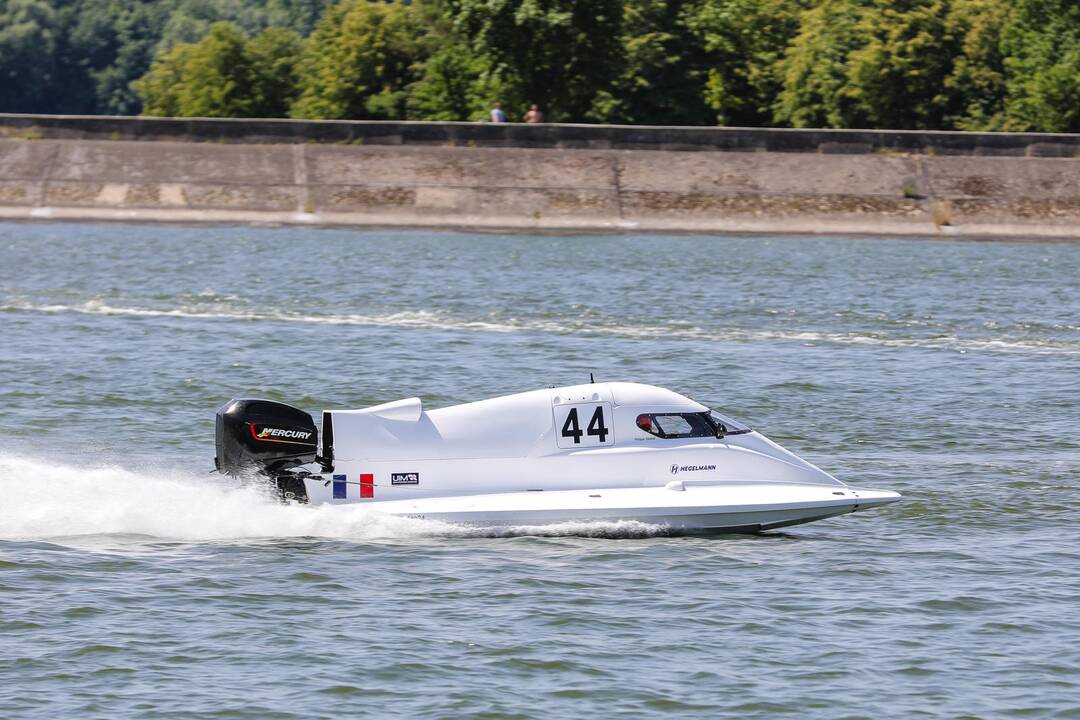 F-2 pasaulio čempionatas: pirmo etapo finalinė diena