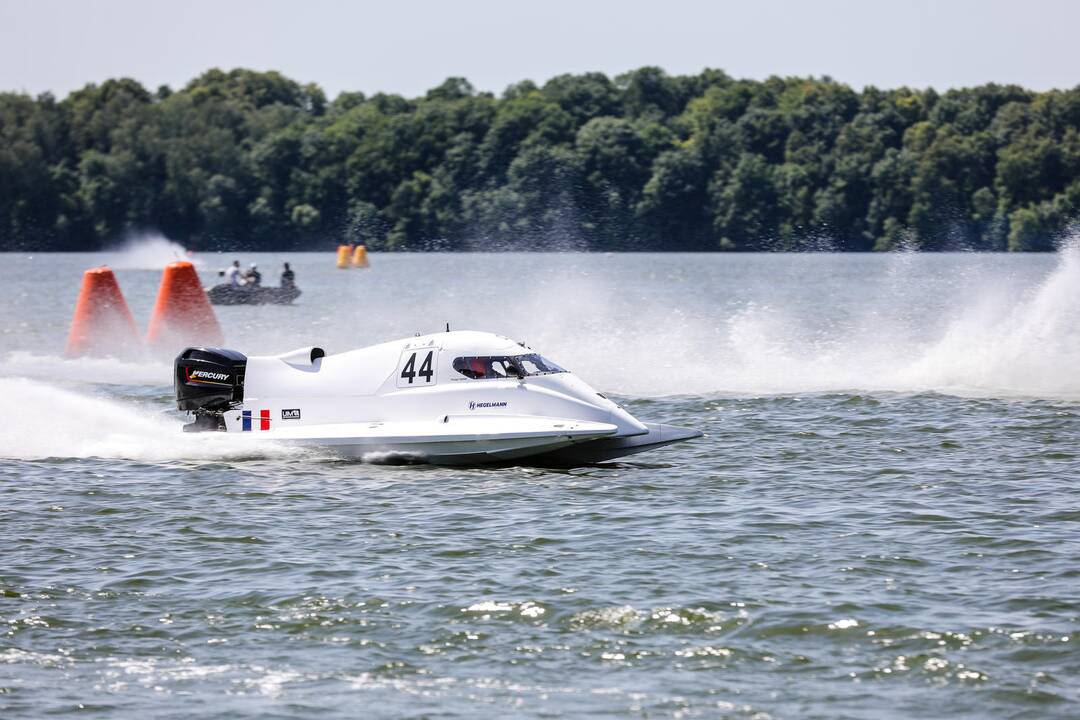 F-2 pasaulio čempionatas: pirmo etapo finalinė diena
