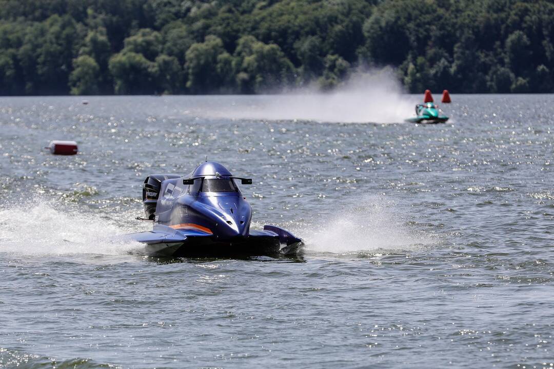 F-2 pasaulio čempionatas: pirmo etapo finalinė diena